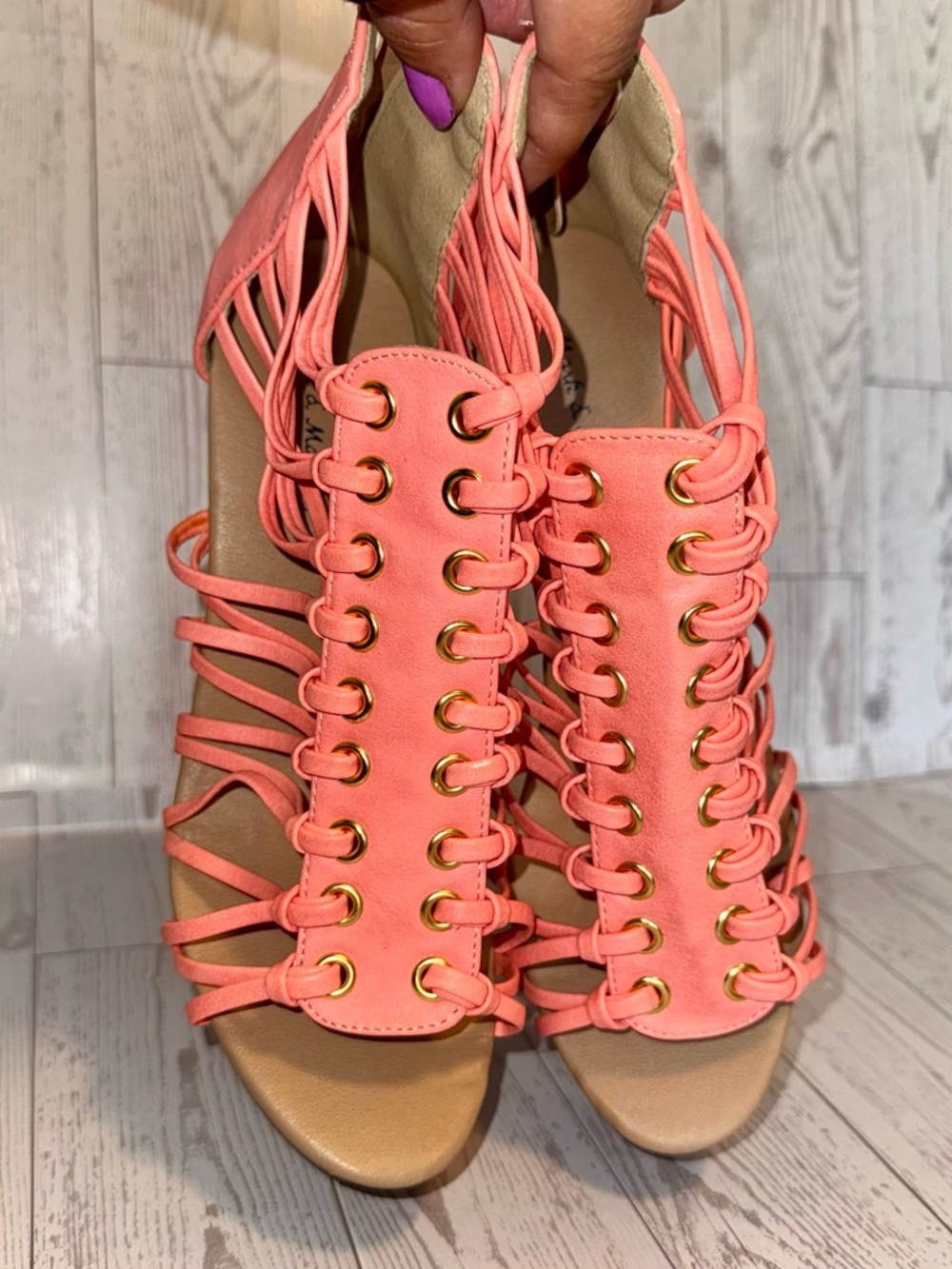 Strappy Coral Wedge Sandals - size 7 - Picture 11 of 11